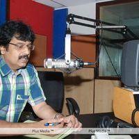 Vivek in radio city fm - Pictures | Picture 126588